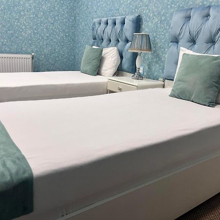 Address Hotel Baku Bagian luar foto