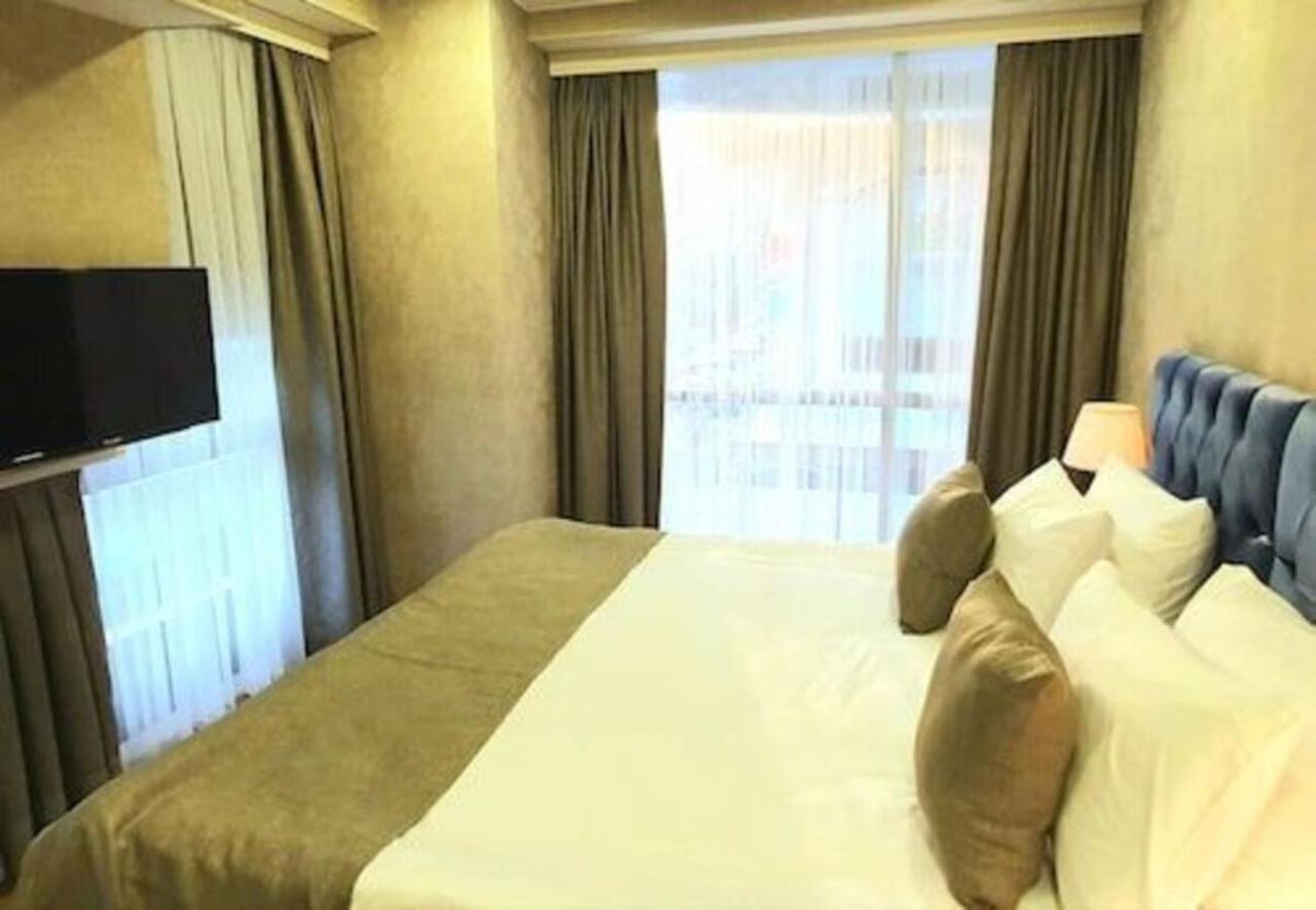 Address Hotel Baku Bagian luar foto
