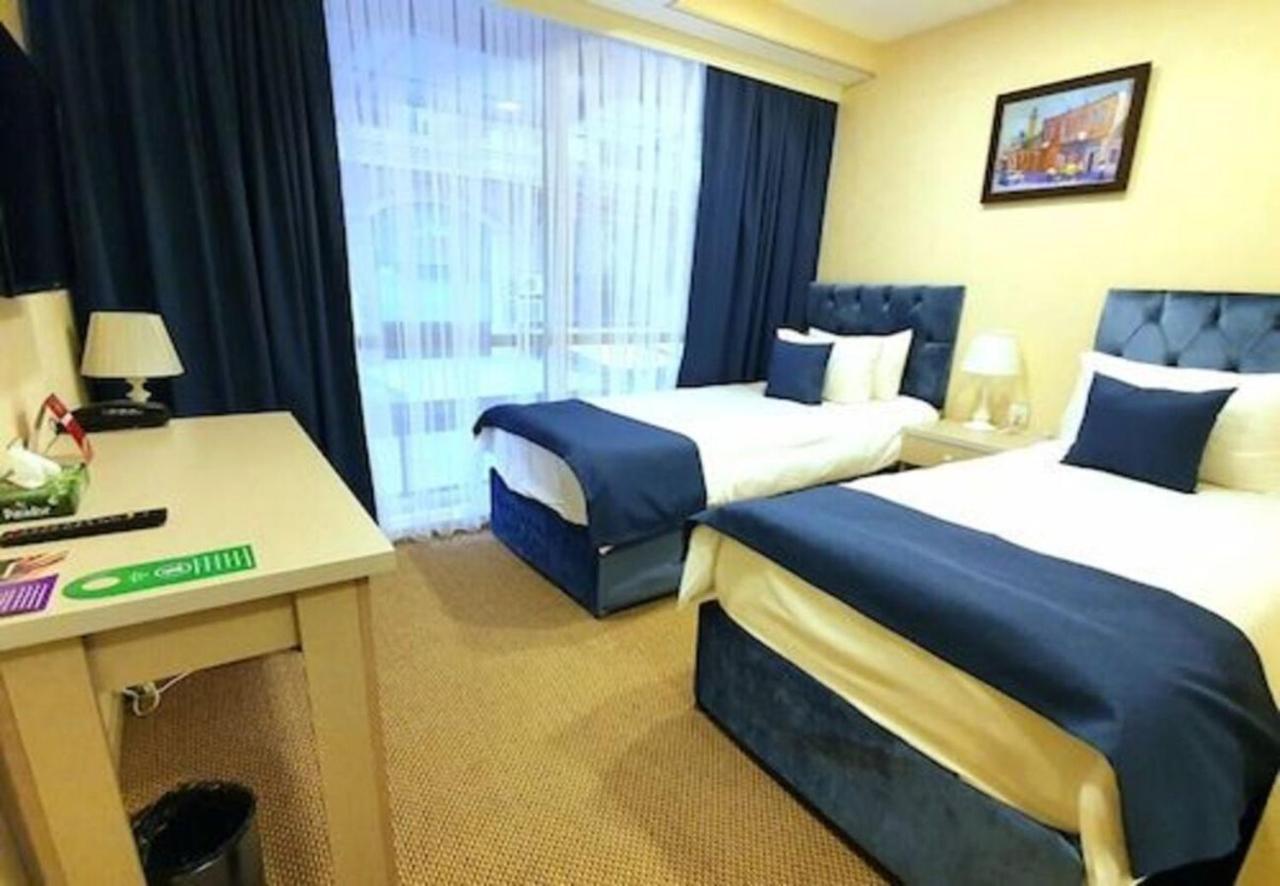 Address Hotel Baku Bagian luar foto