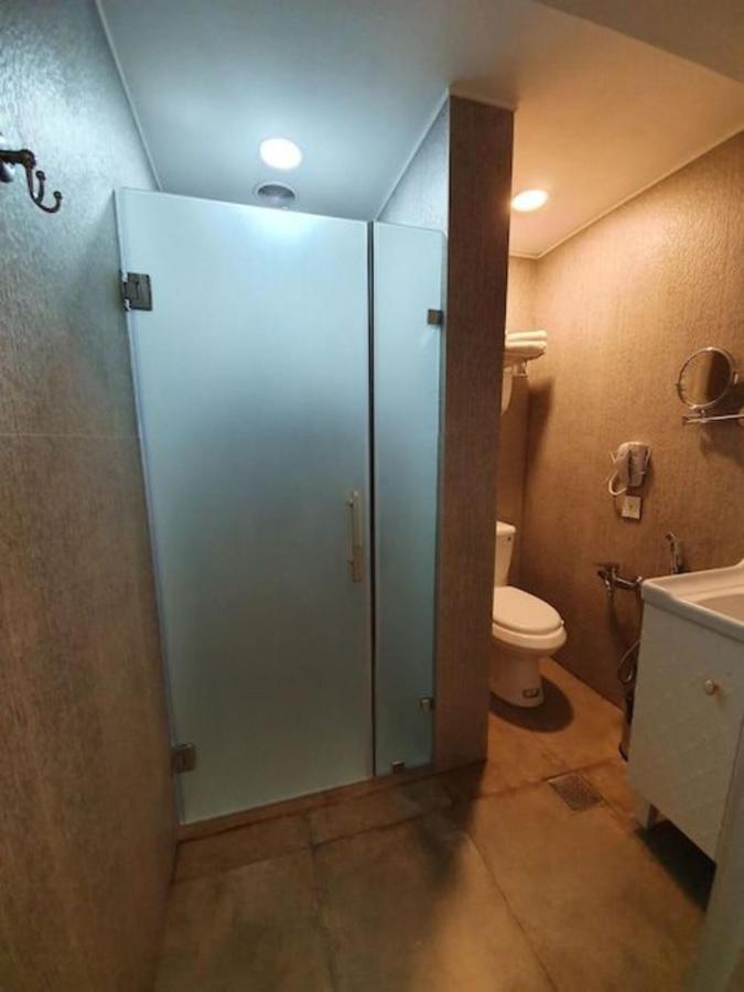 Address Hotel Baku Bagian luar foto