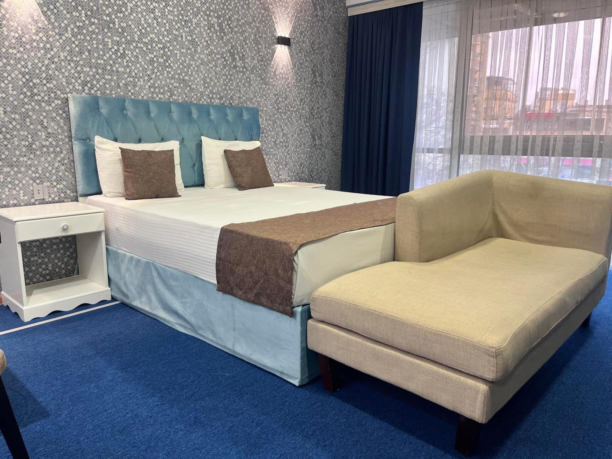 Address Hotel Baku Bagian luar foto