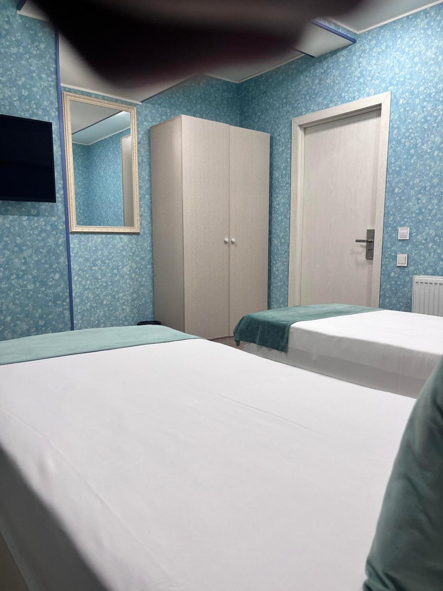 Address Hotel Baku Bagian luar foto