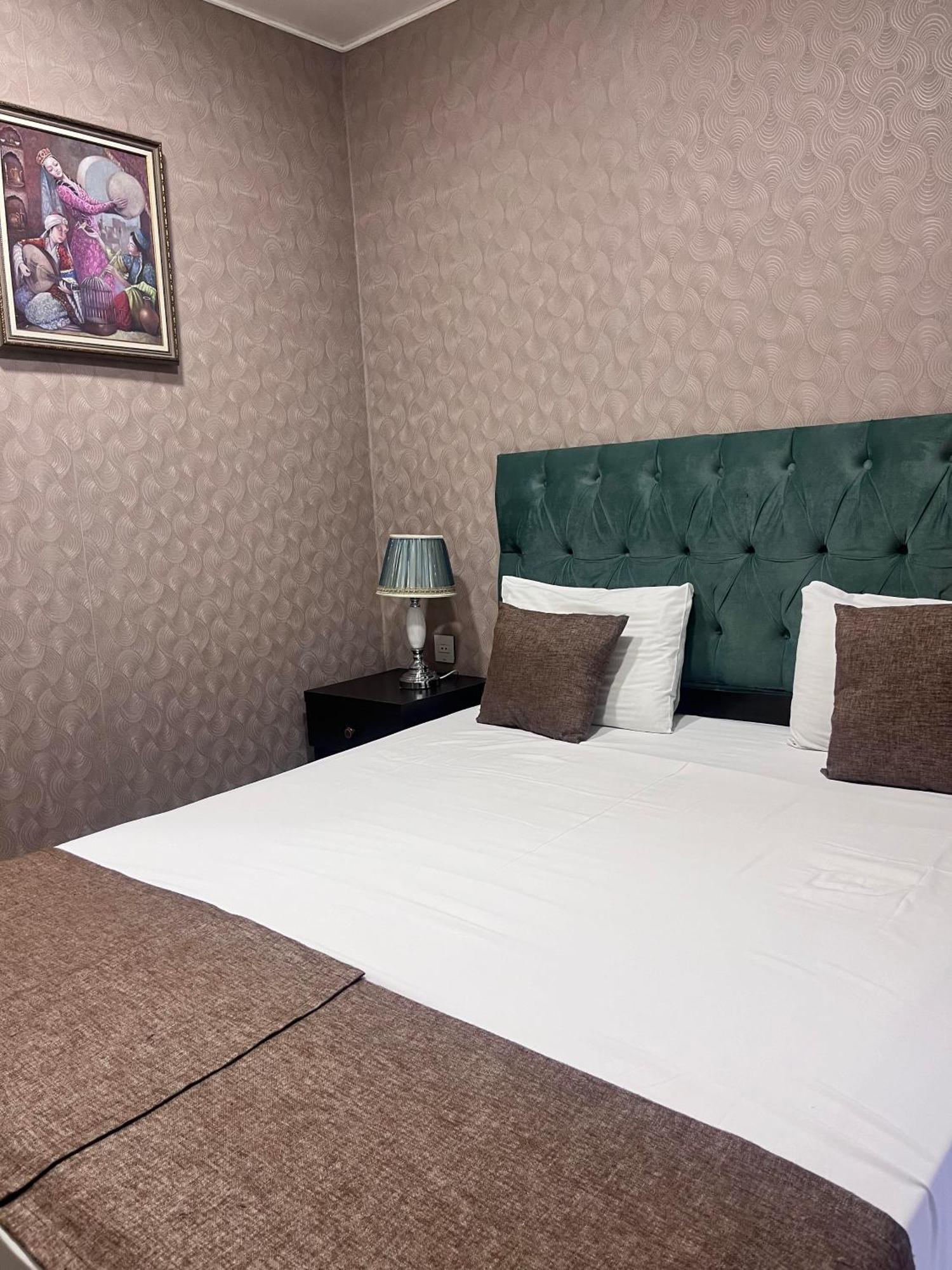Address Hotel Baku Bagian luar foto