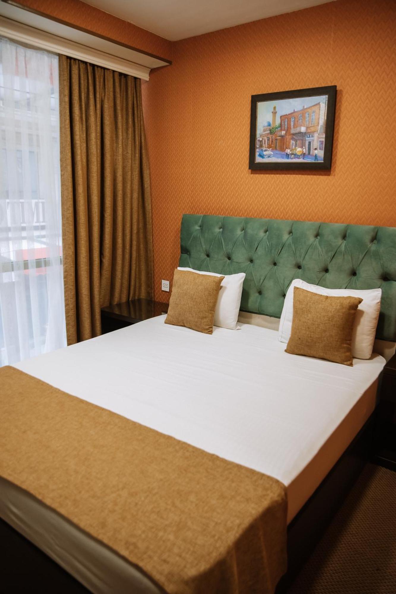 Address Hotel Baku Bagian luar foto