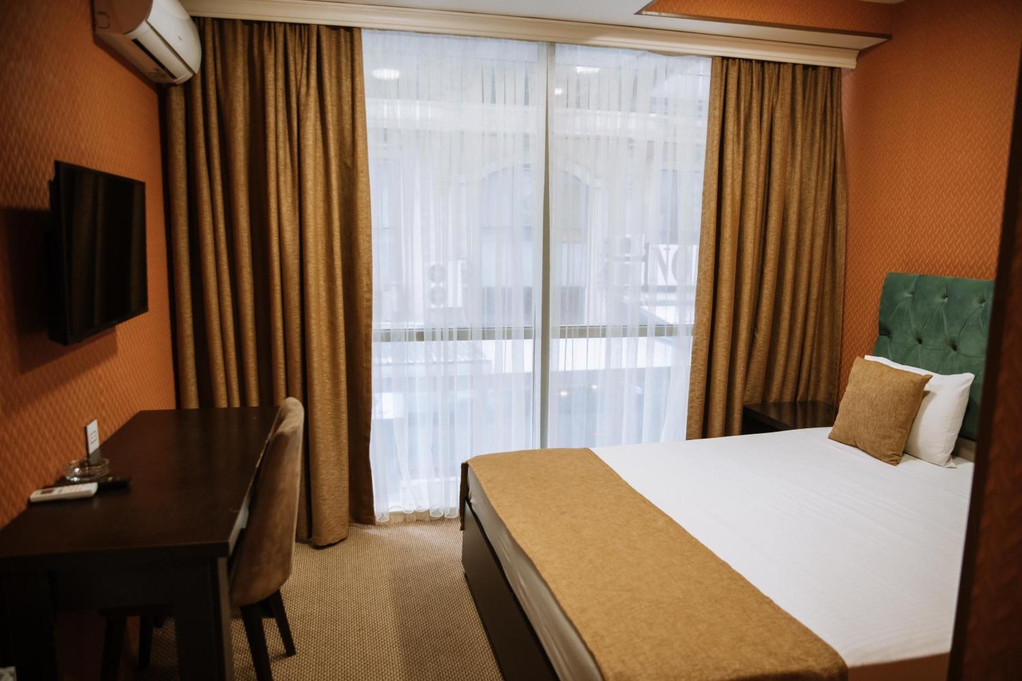 Address Hotel Baku Bagian luar foto