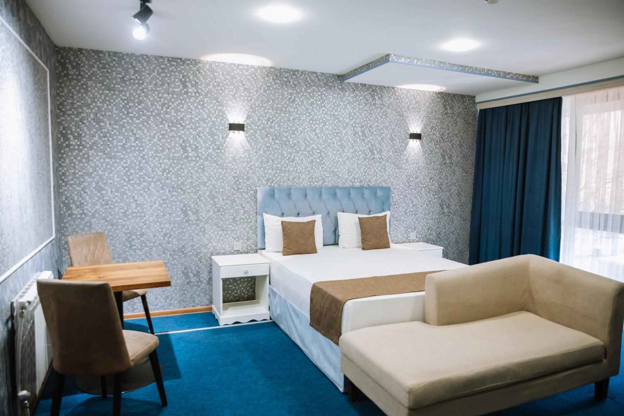 Address Hotel Baku Bagian luar foto